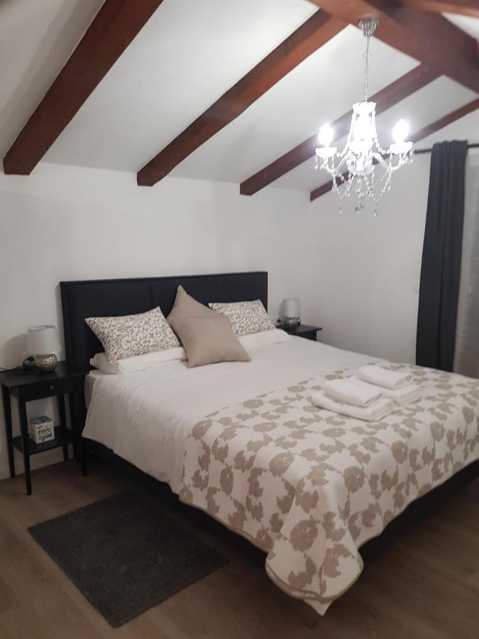 Boutique Villa Zontova Jama 비파바 외부 사진